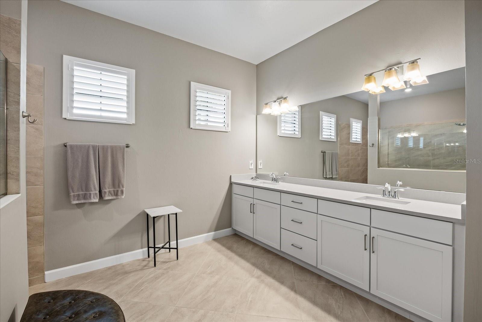 4821 SPARKLING SEA LN