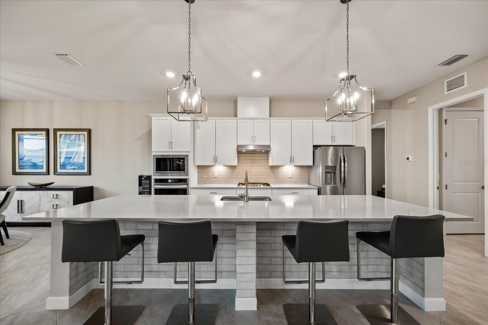 4821 SPARKLING SEA LN