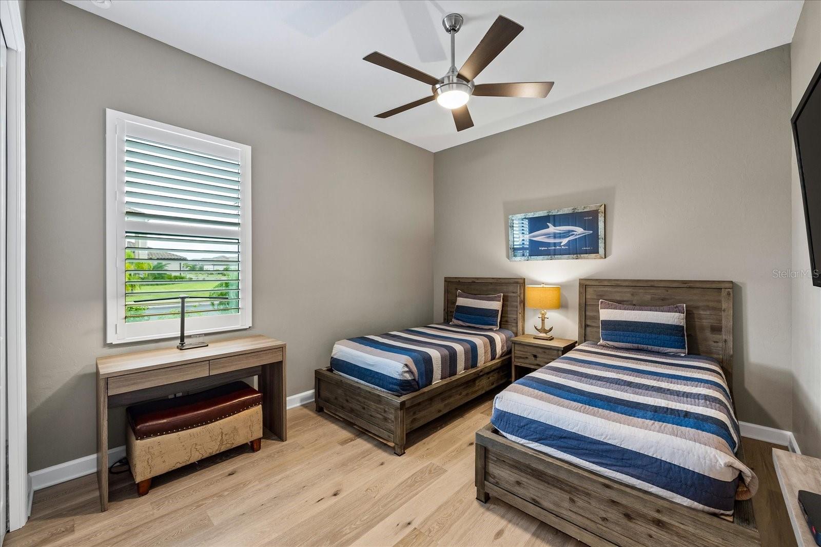 4821 SPARKLING SEA LN