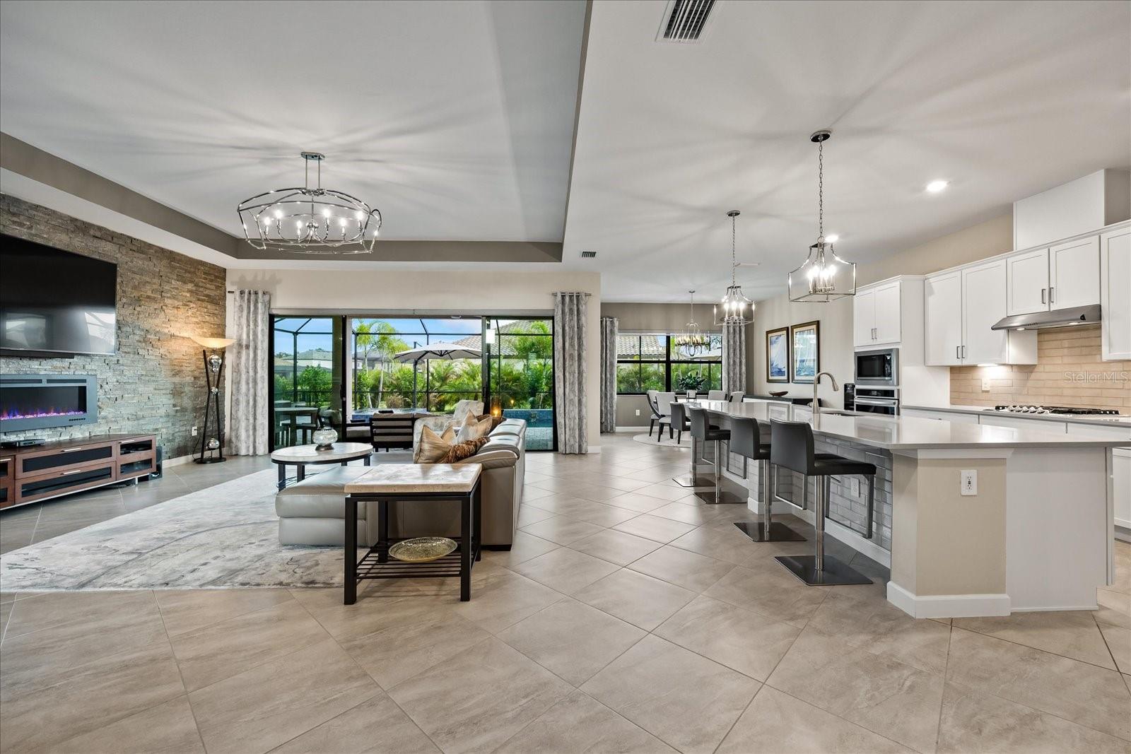 4821 SPARKLING SEA LN