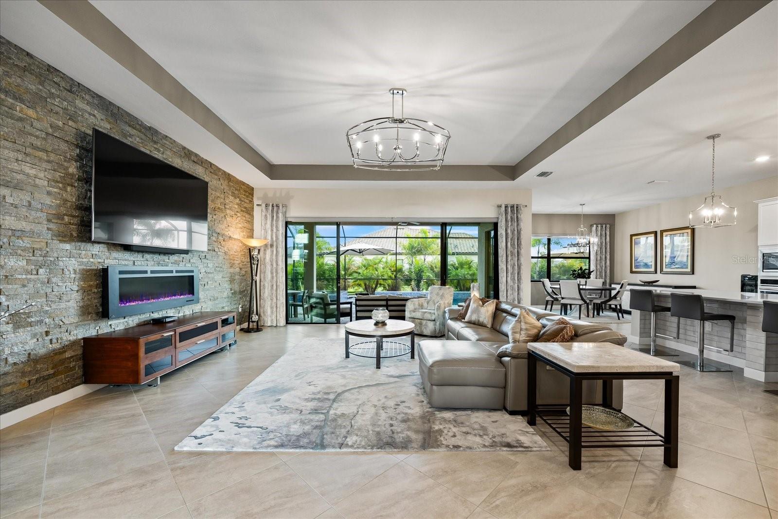 4821 SPARKLING SEA LN