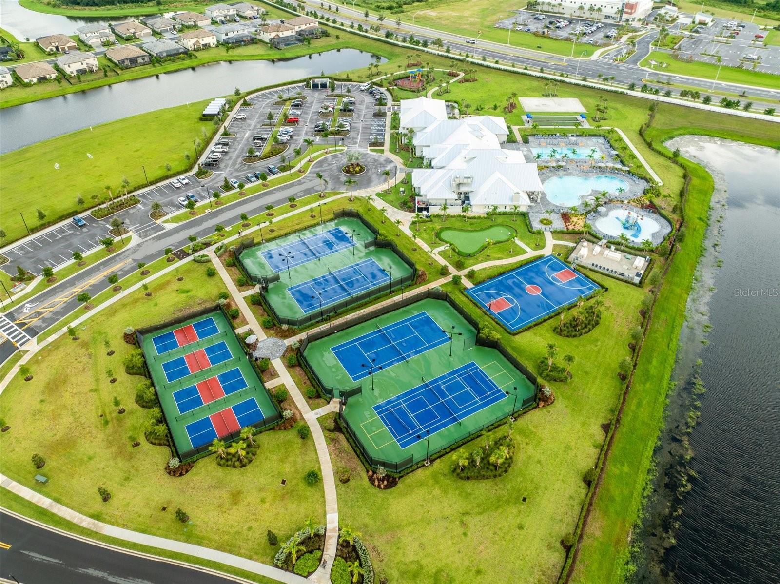 4821 SPARKLING SEA LN