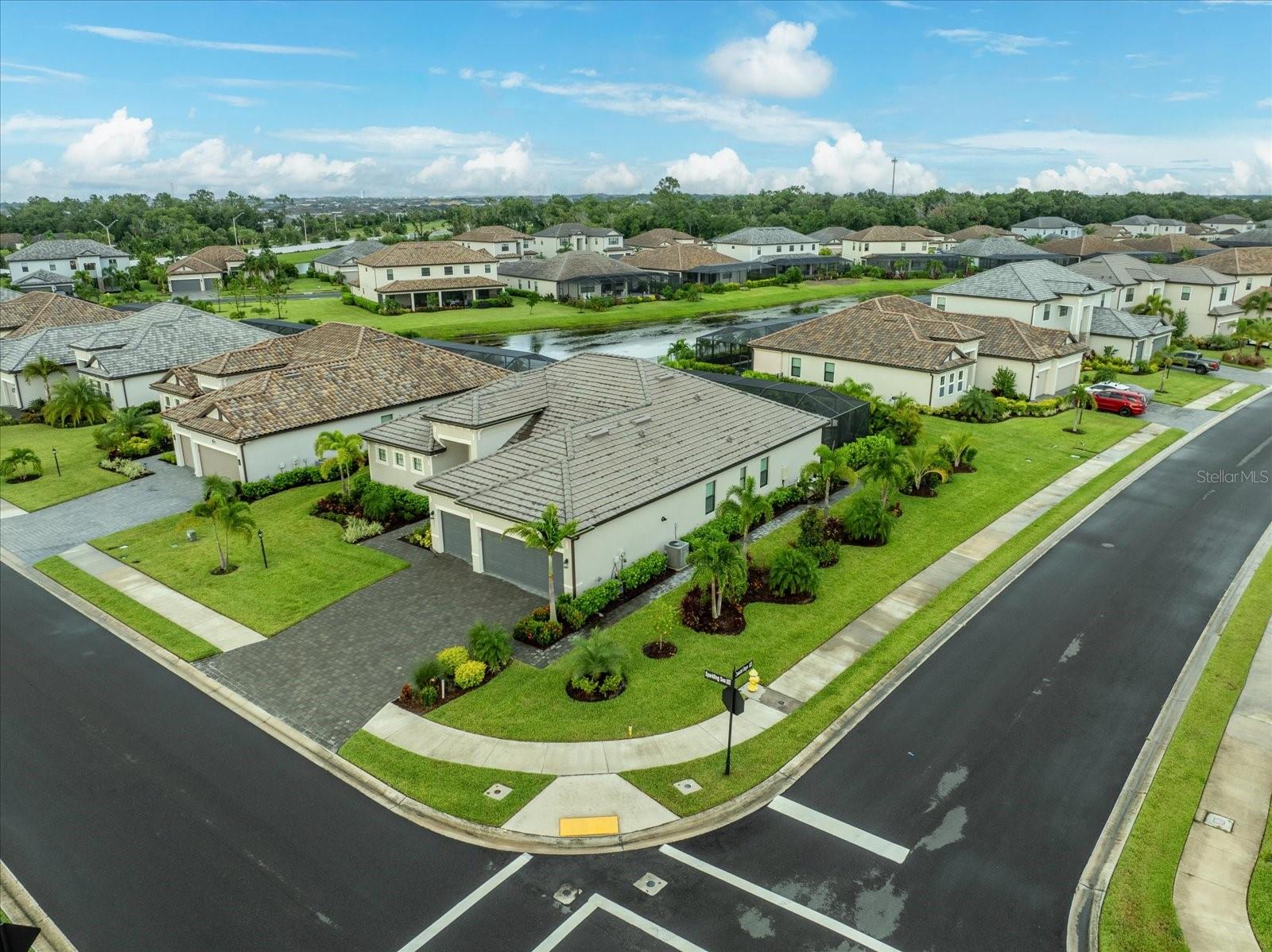 4821 SPARKLING SEA LN