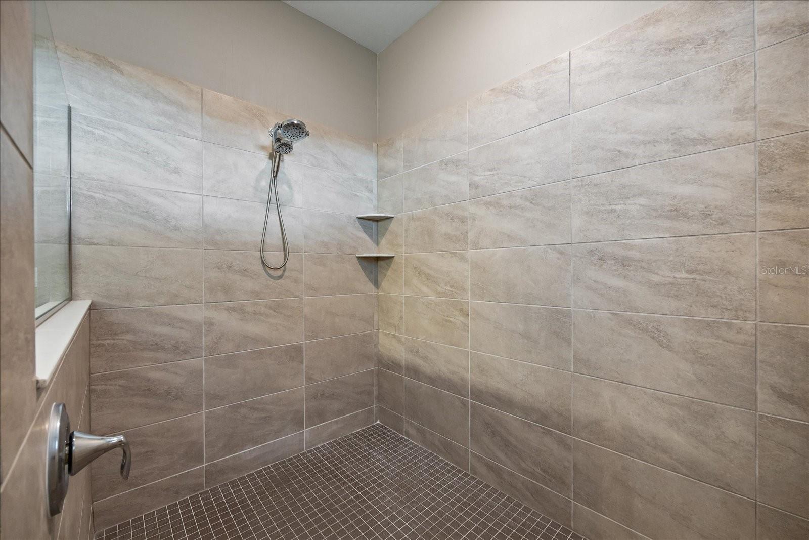 4821 SPARKLING SEA LN