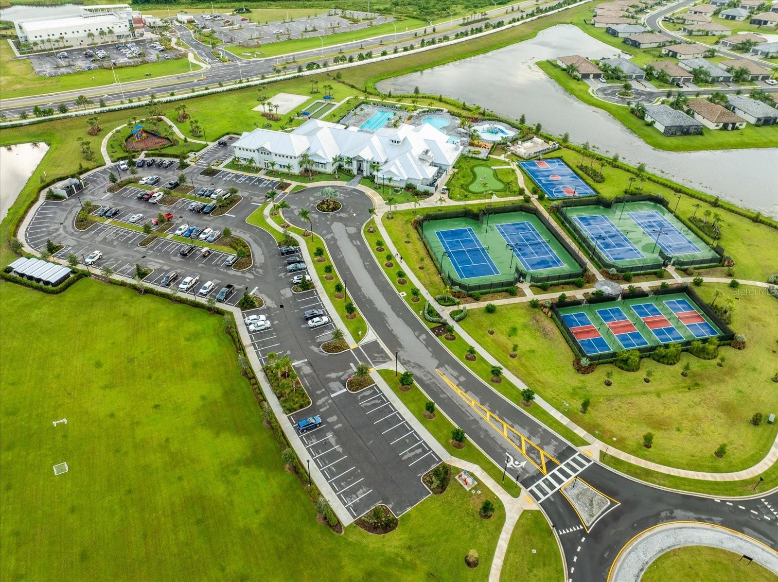 4821 SPARKLING SEA LN