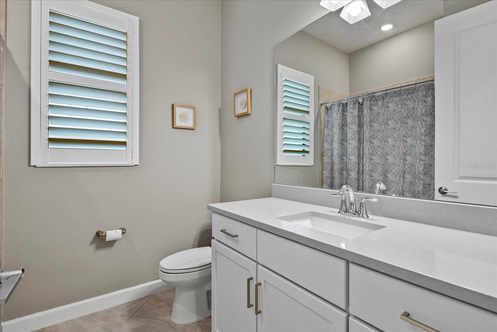 4821 SPARKLING SEA LN