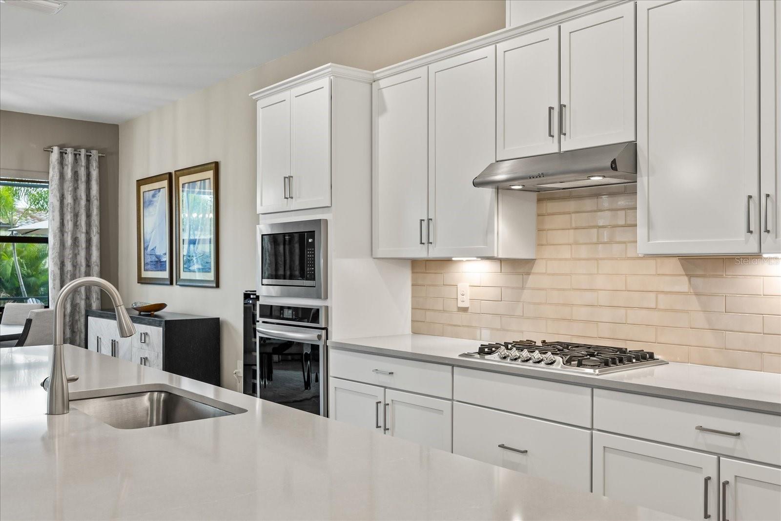 4821 SPARKLING SEA LN