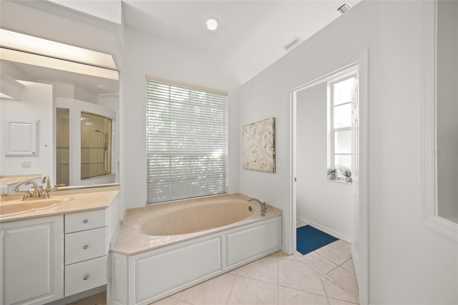 7116 SAINT JOHNS WAY