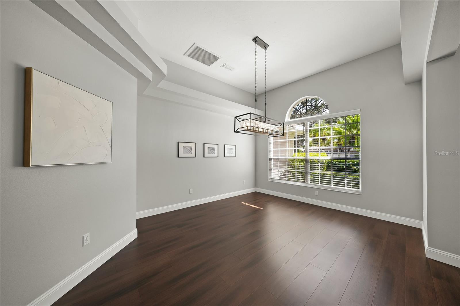 7116 SAINT JOHNS WAY