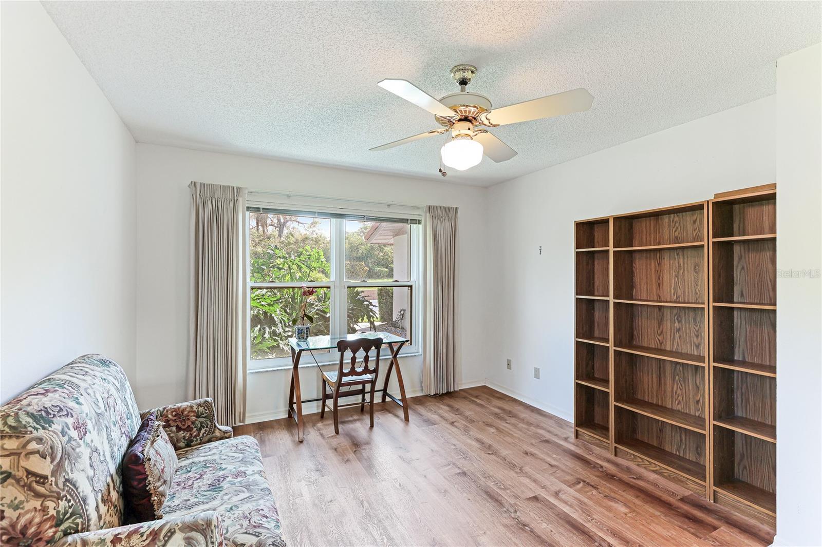 3977 WILSHIRE CIR E #194