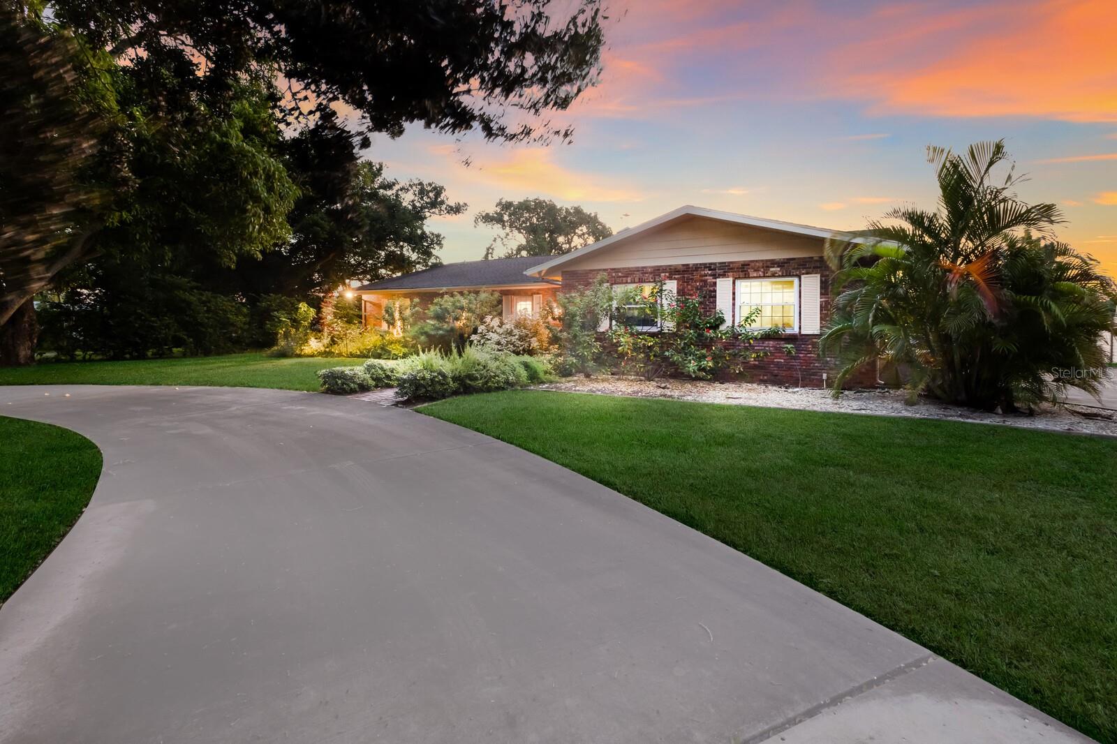 611 65TH STREET CT NW