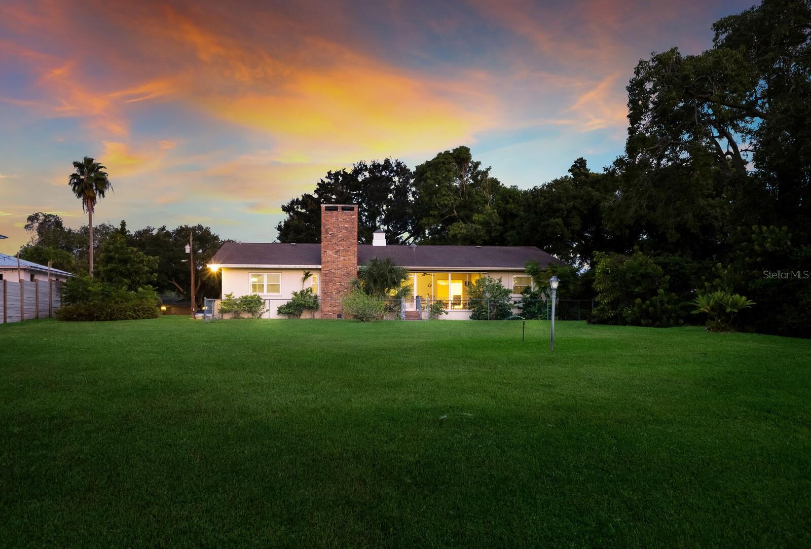 611 65TH STREET CT NW