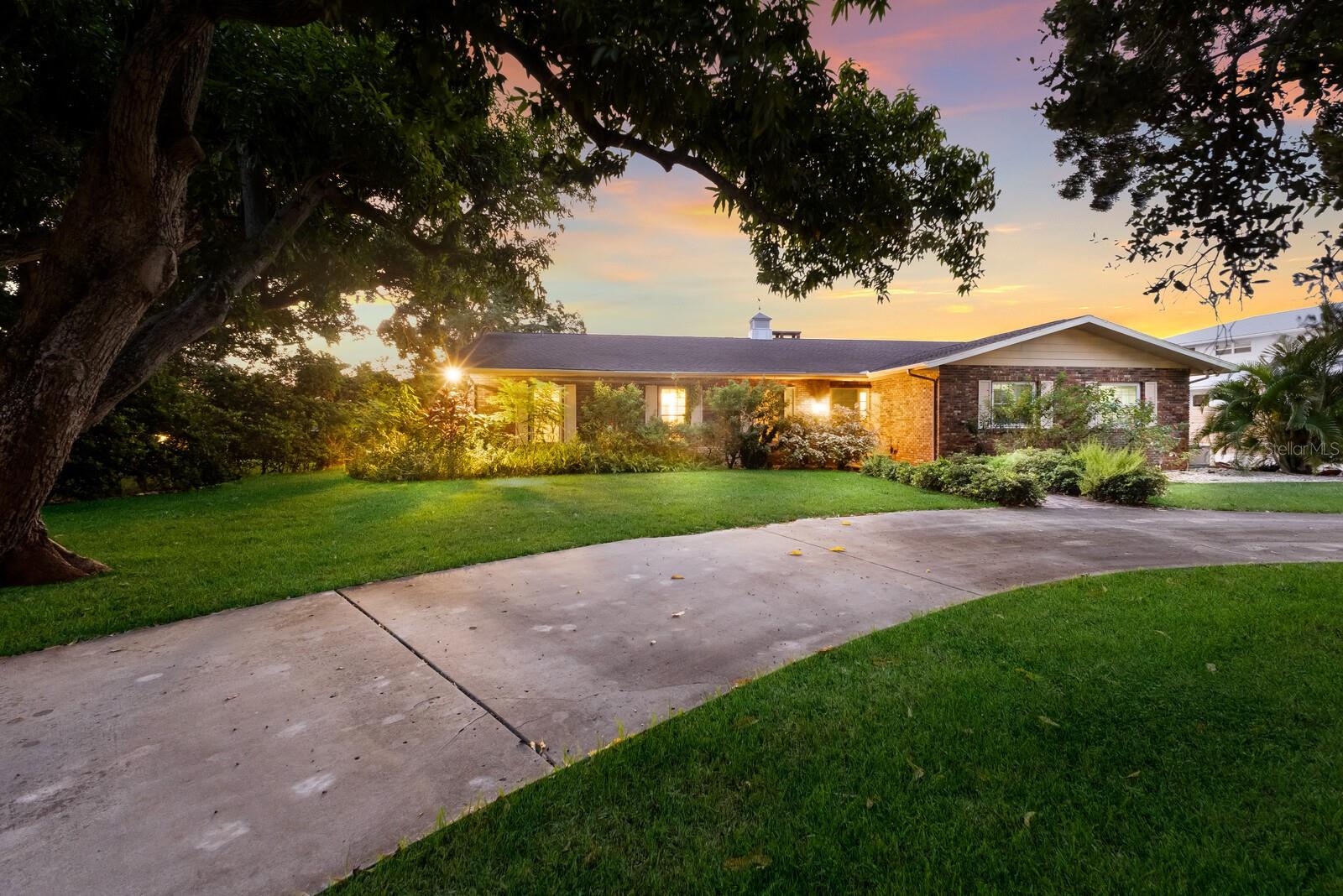 611 65TH STREET CT NW