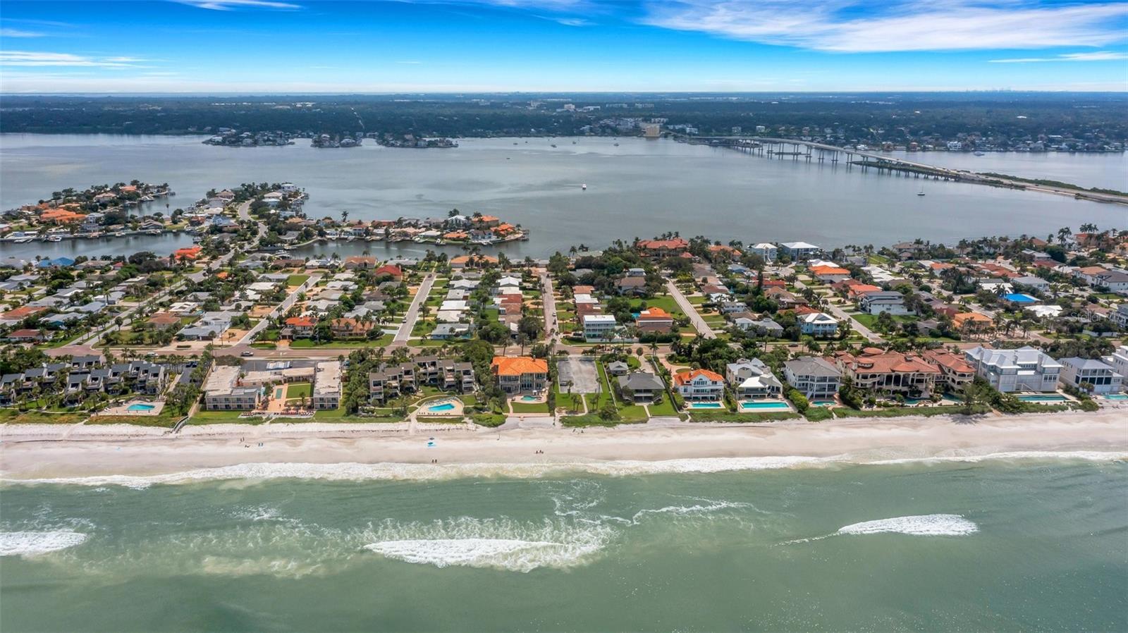 1903 BAYSHORE DR