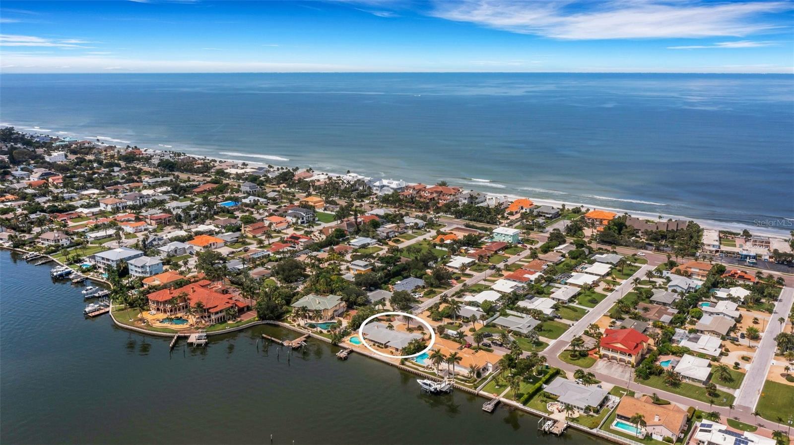 1903 BAYSHORE DR