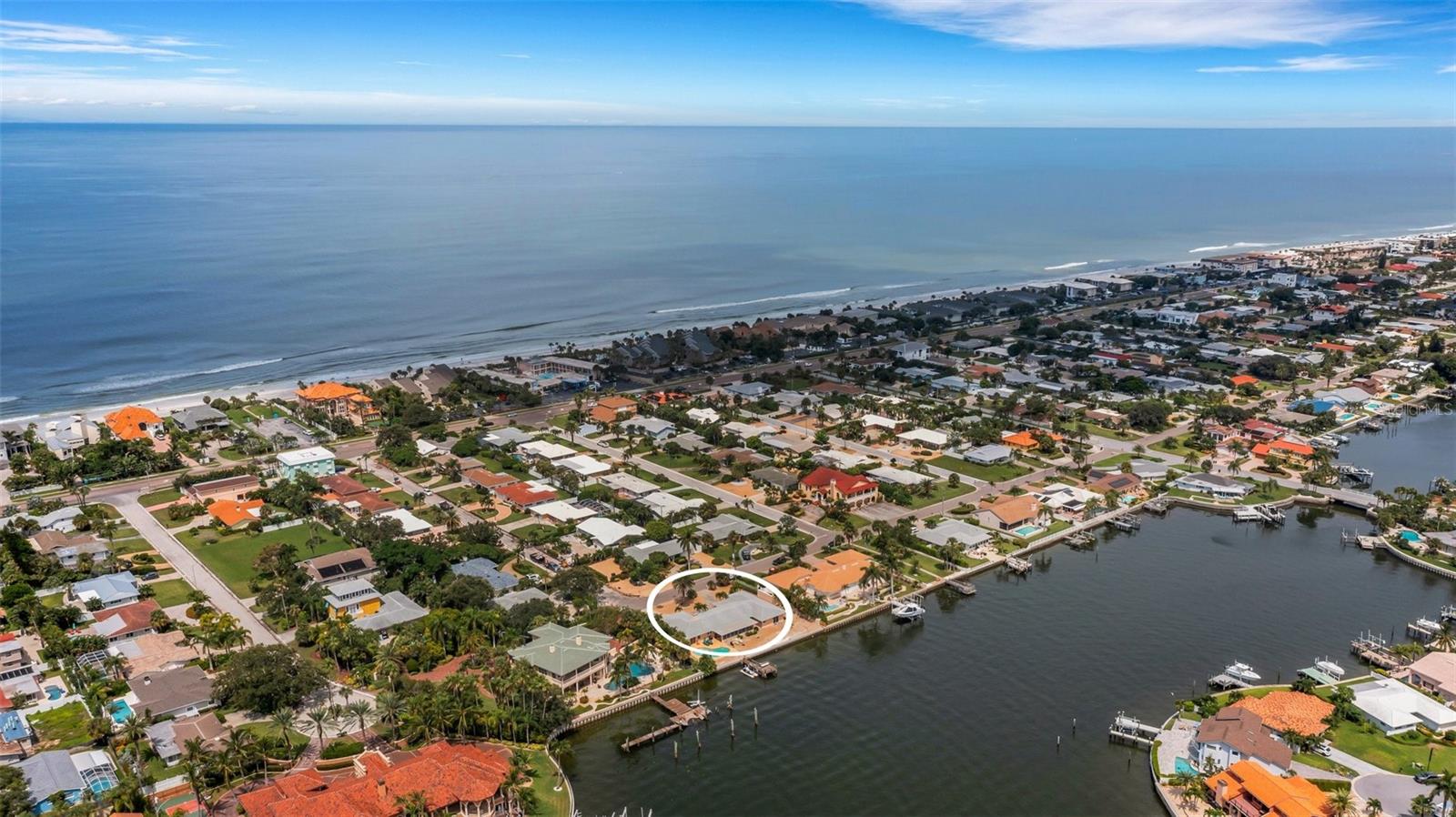 1903 BAYSHORE DR