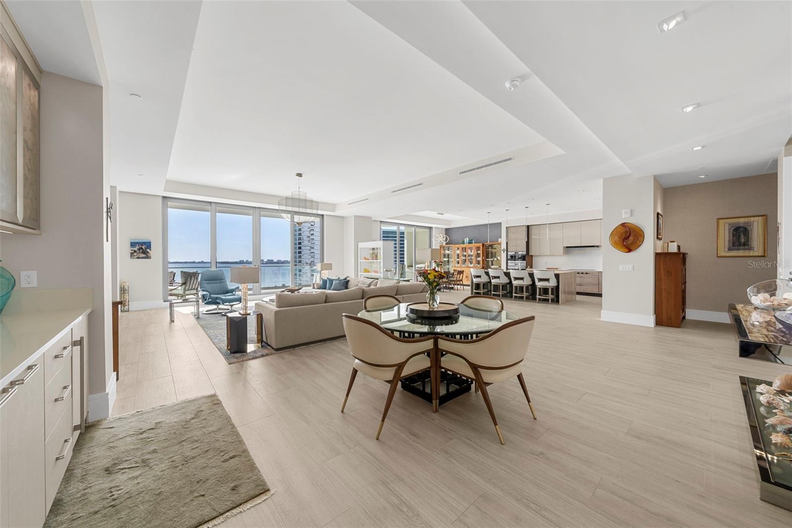 401 QUAY COMMONS #803