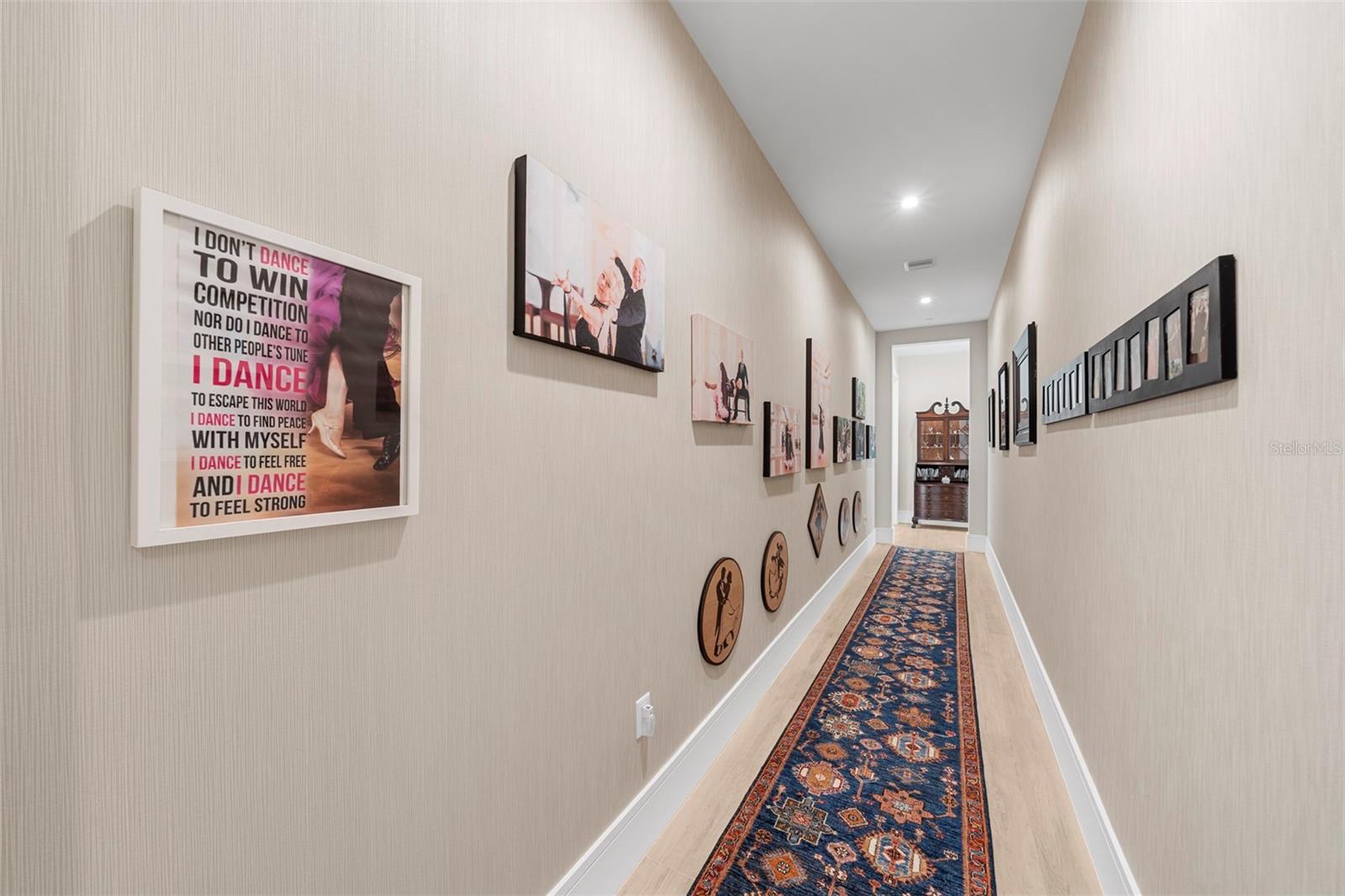 401 QUAY COMMONS #803