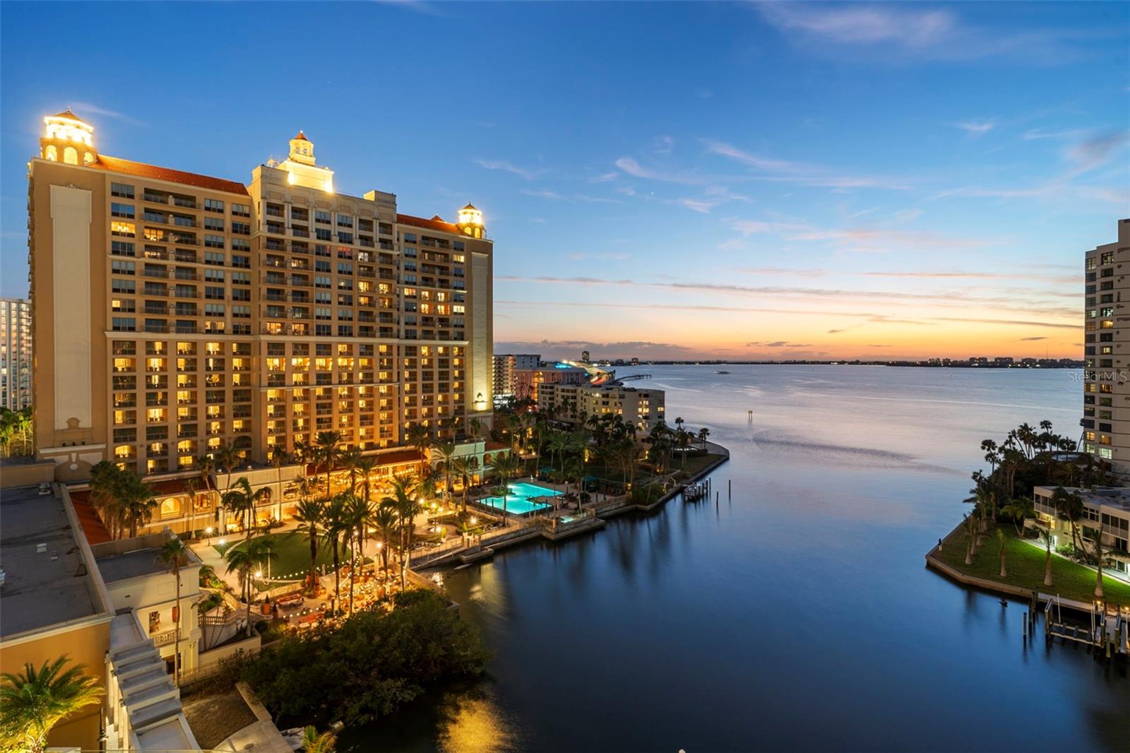 401 QUAY COMMONS #803