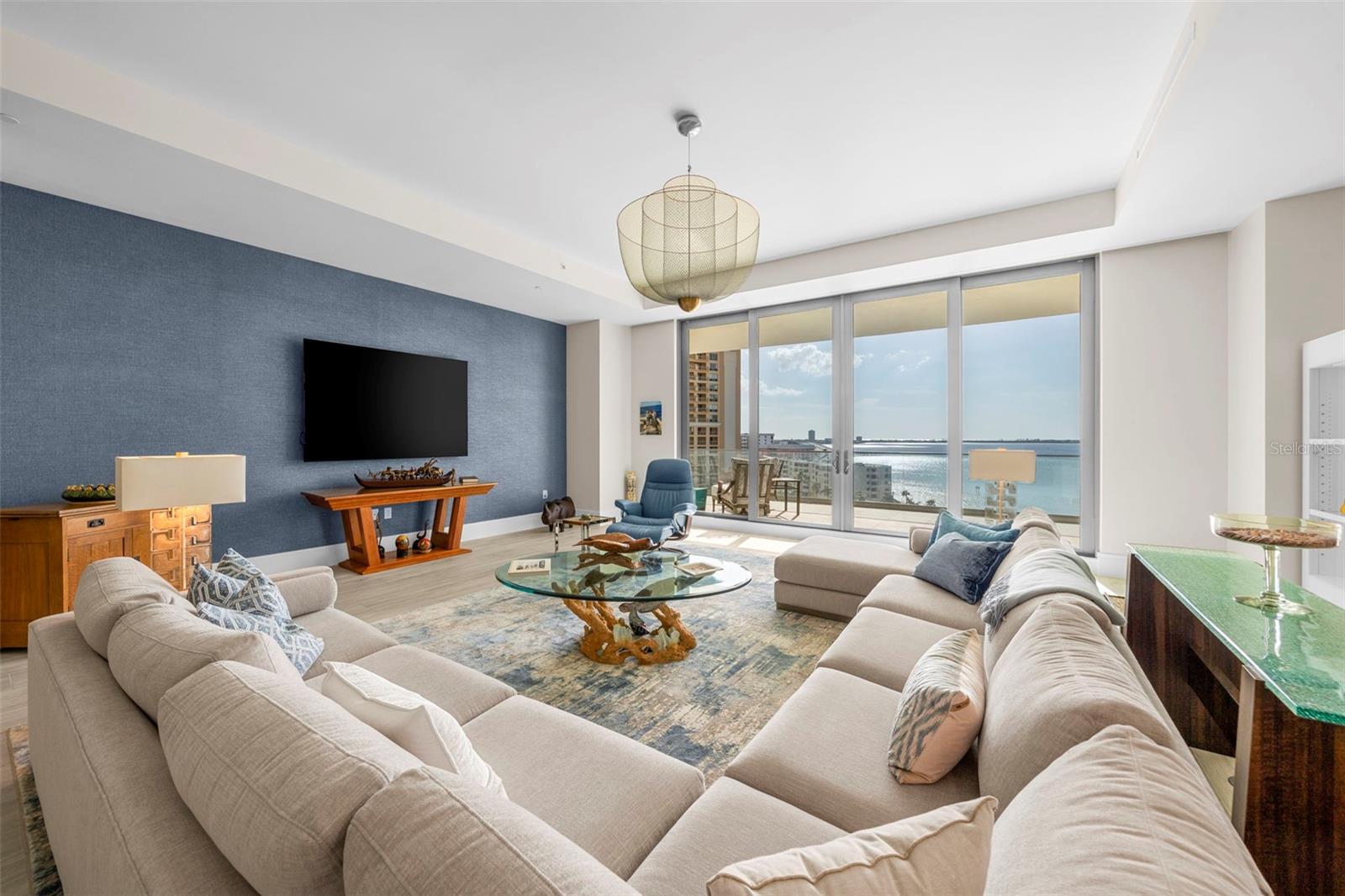 401 QUAY COMMONS #803