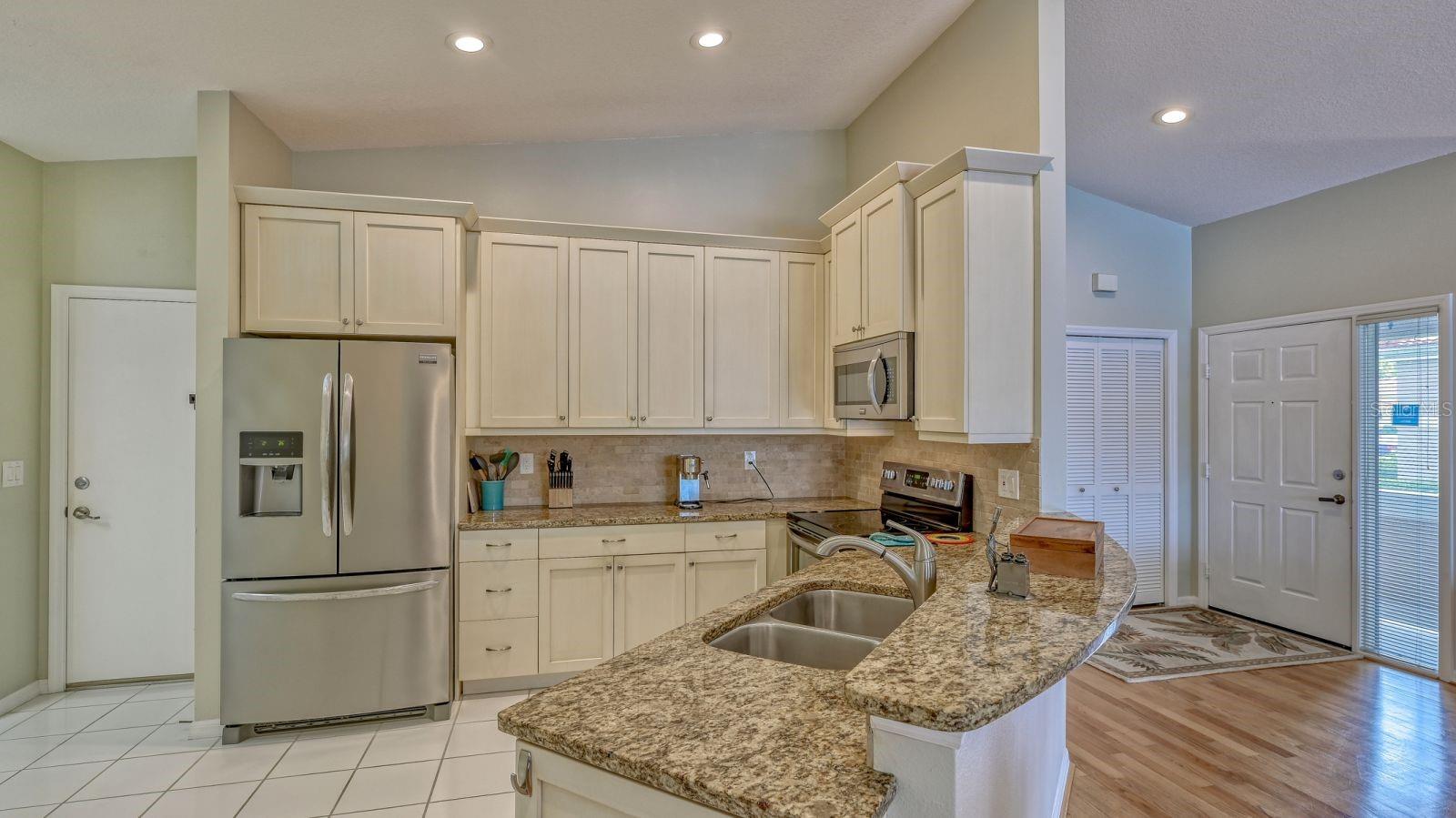 4527 DEER TRAIL BLVD