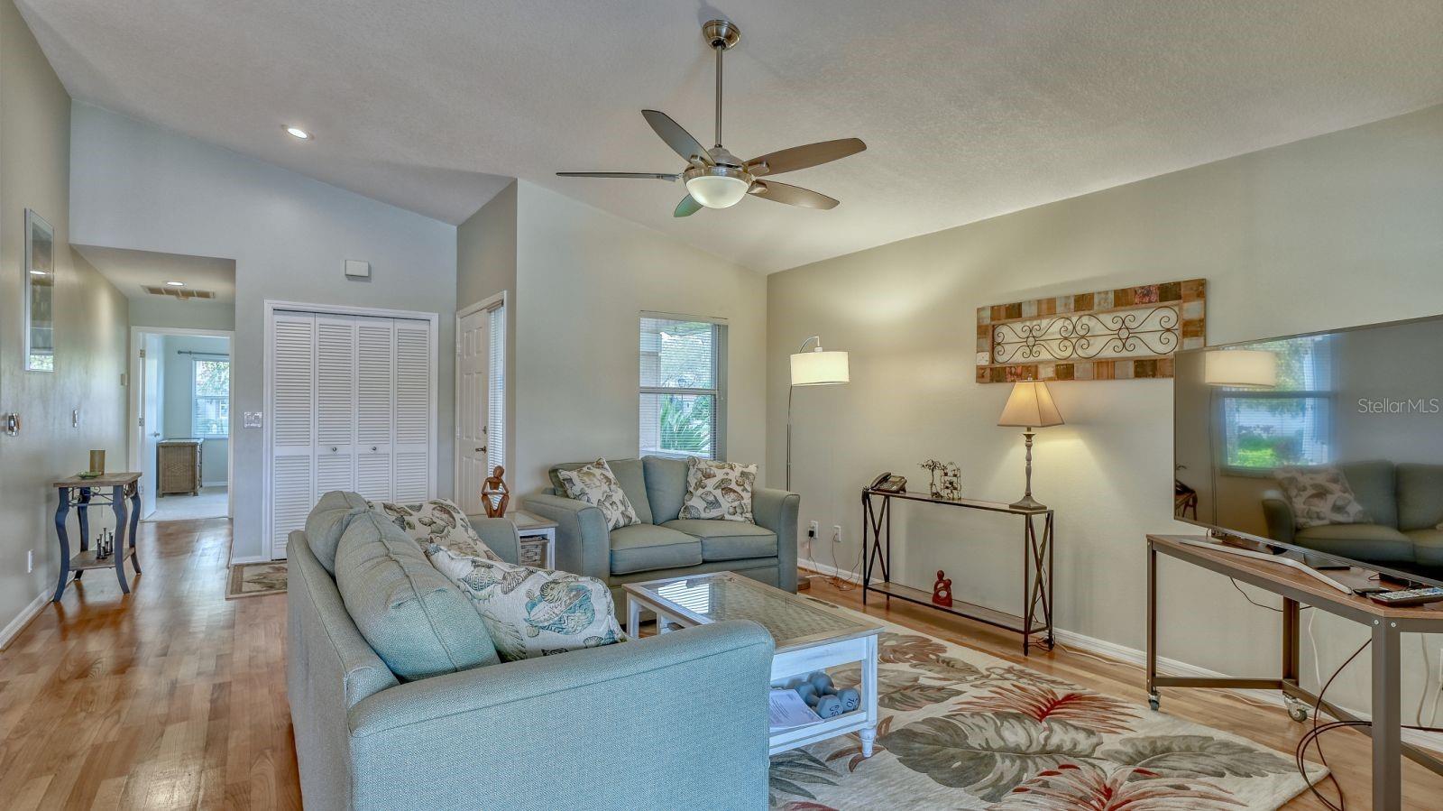 4527 DEER TRAIL BLVD