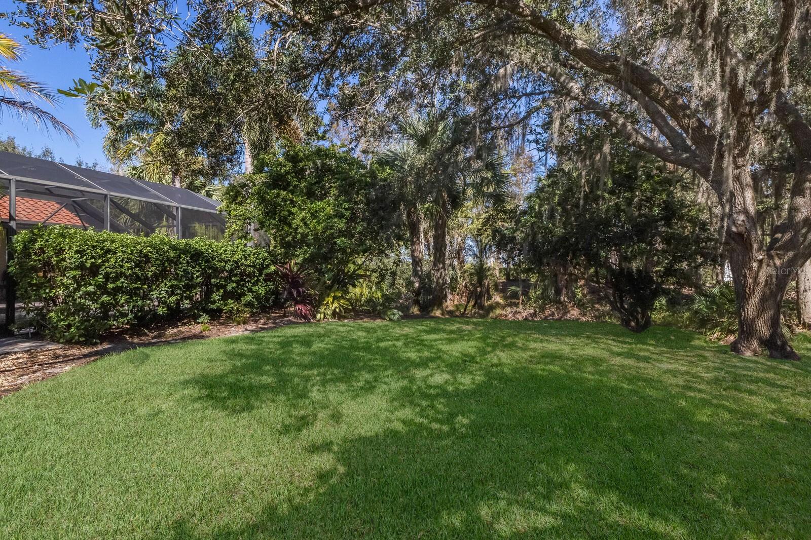7704 WESTON CT
