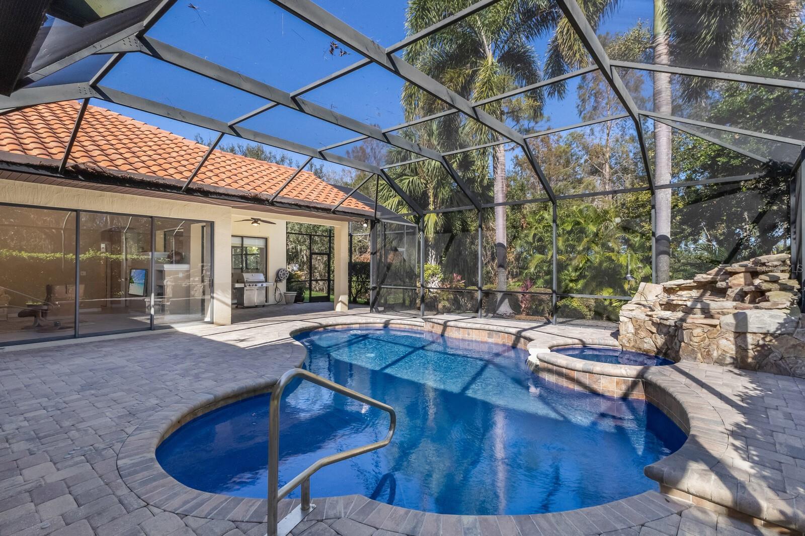 7704 WESTON CT