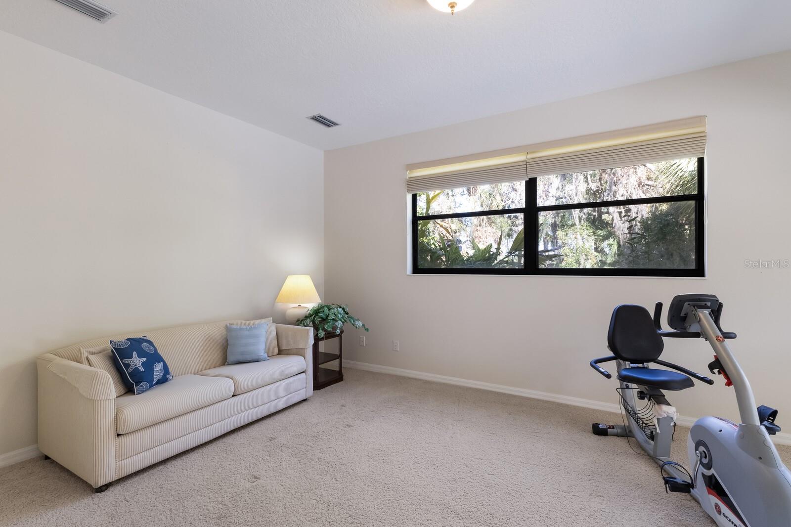 7704 WESTON CT