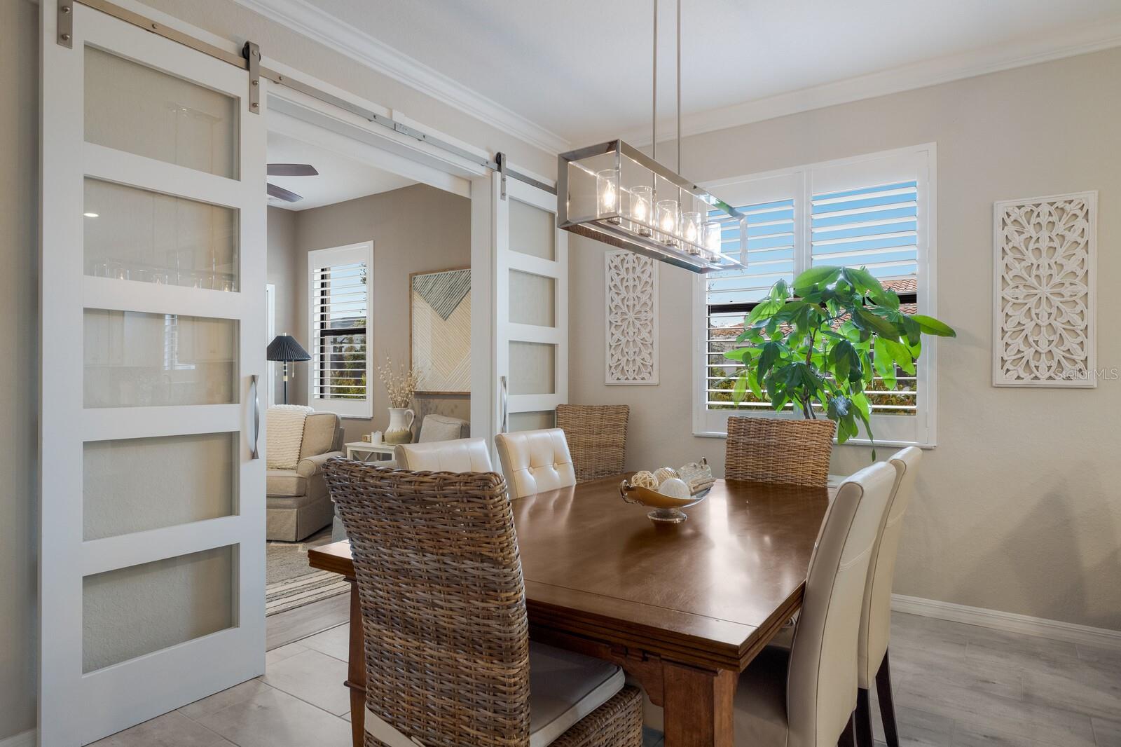 10233 LOCH LOMOND DR