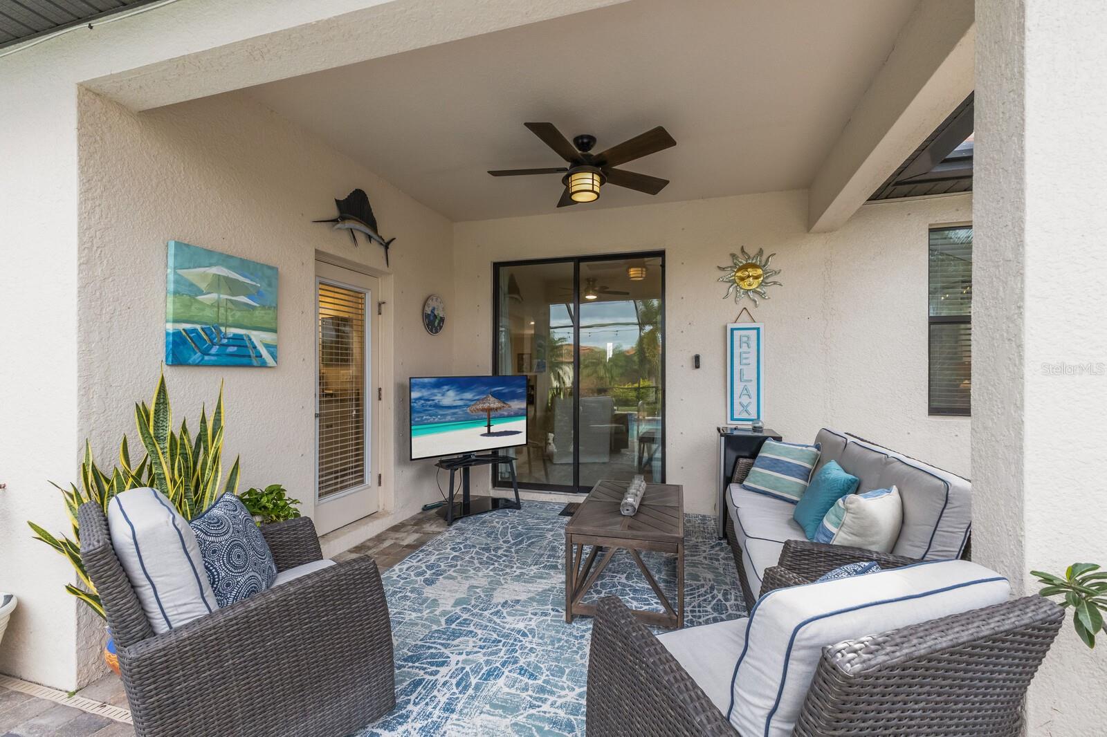 10233 LOCH LOMOND DR