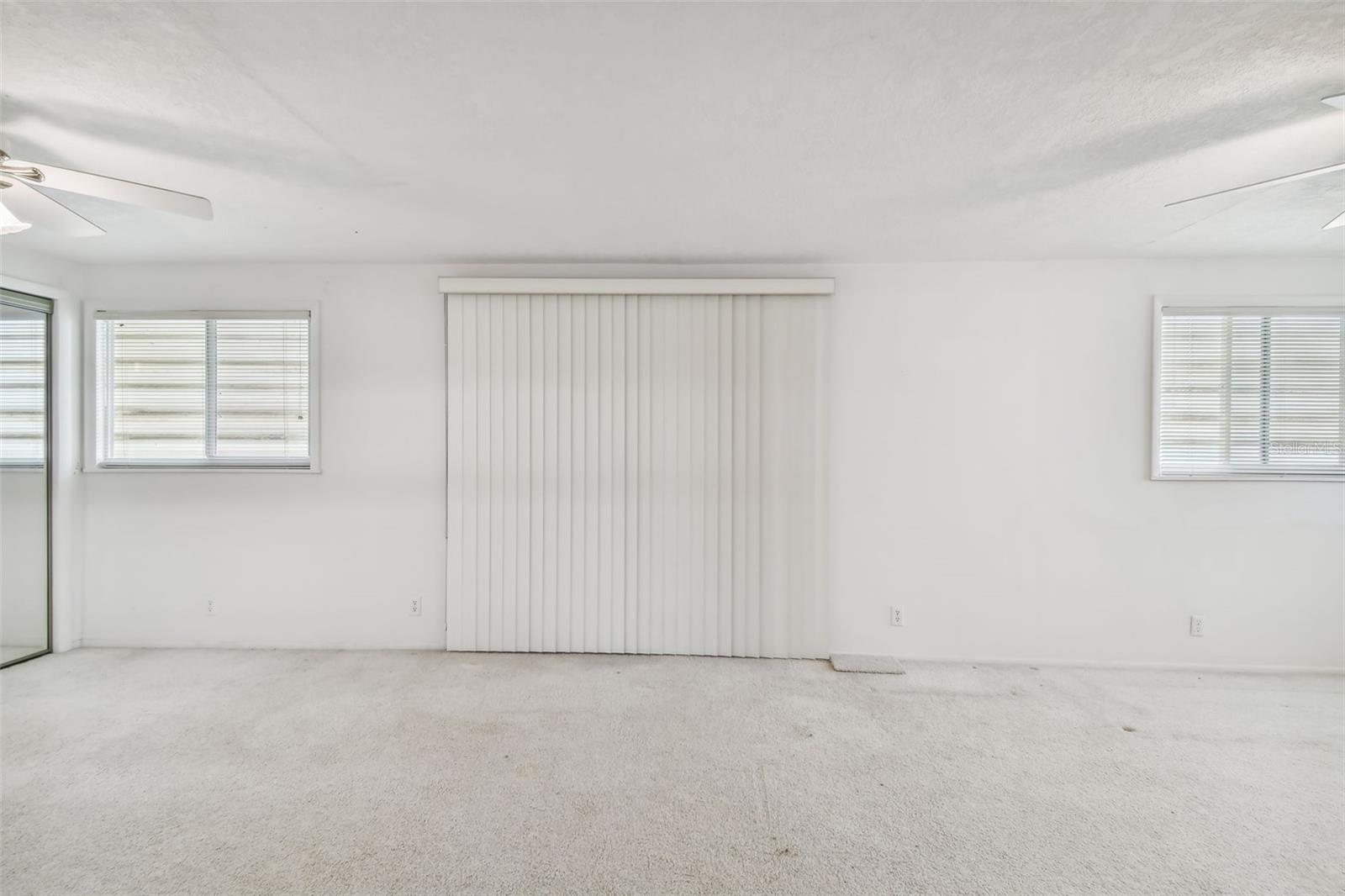 916 MOHAWK RD