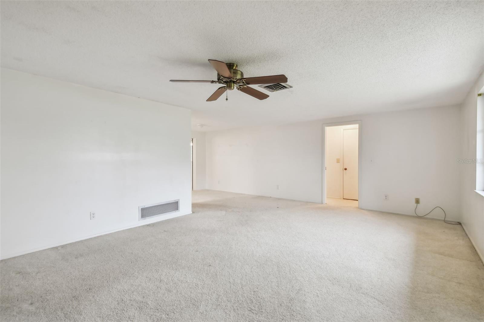 916 MOHAWK RD