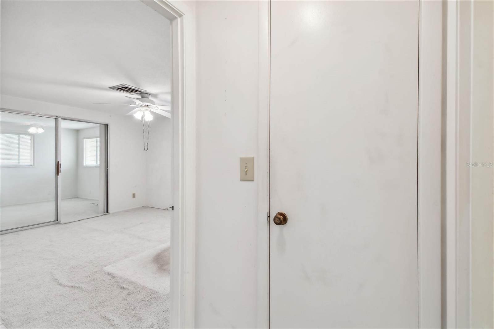 916 MOHAWK RD