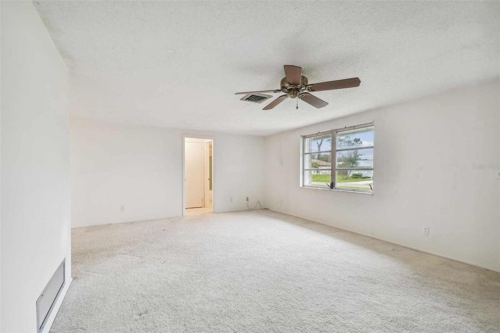 916 MOHAWK RD