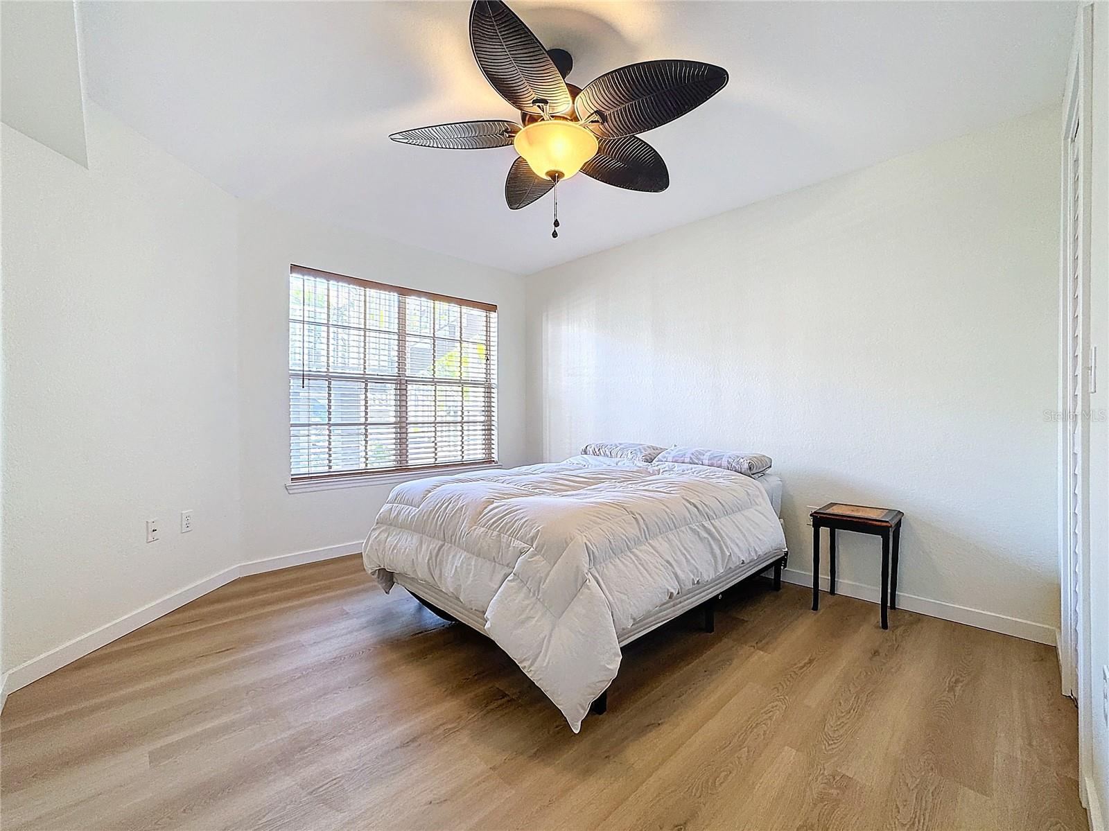 850 S TAMIAMI TRL #402