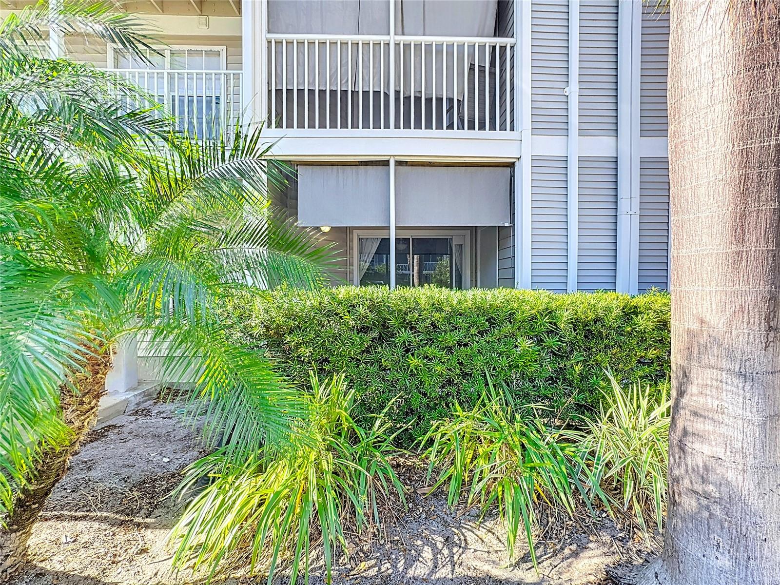 850 S TAMIAMI TRL #402