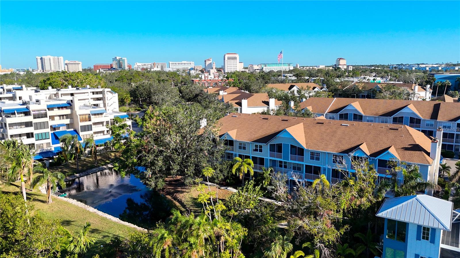 850 S TAMIAMI TRL #402