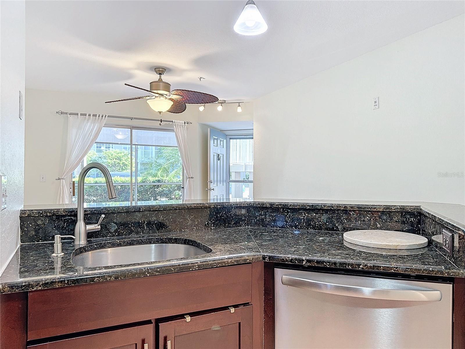 850 S TAMIAMI TRL #402