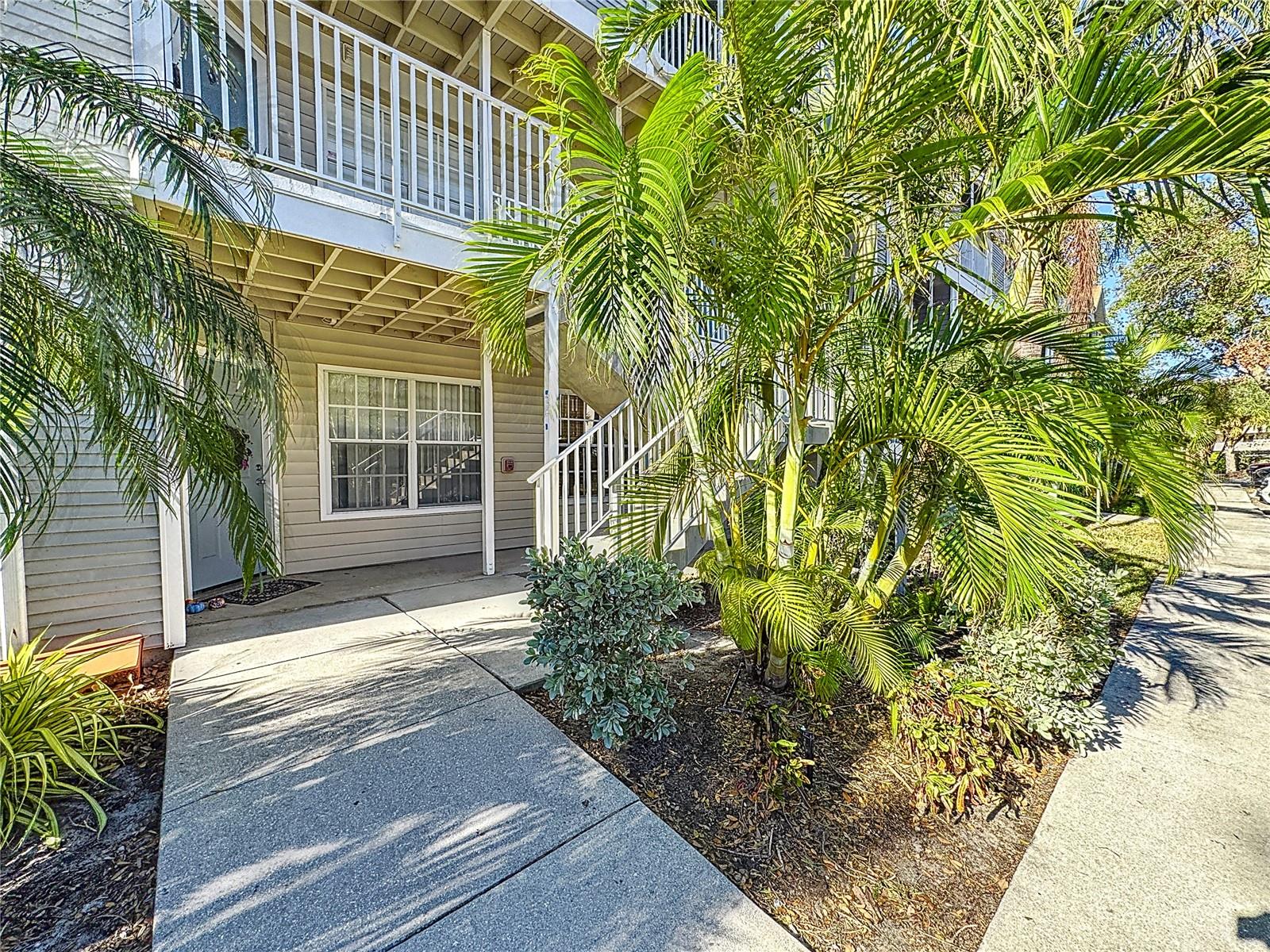 850 S TAMIAMI TRL #402