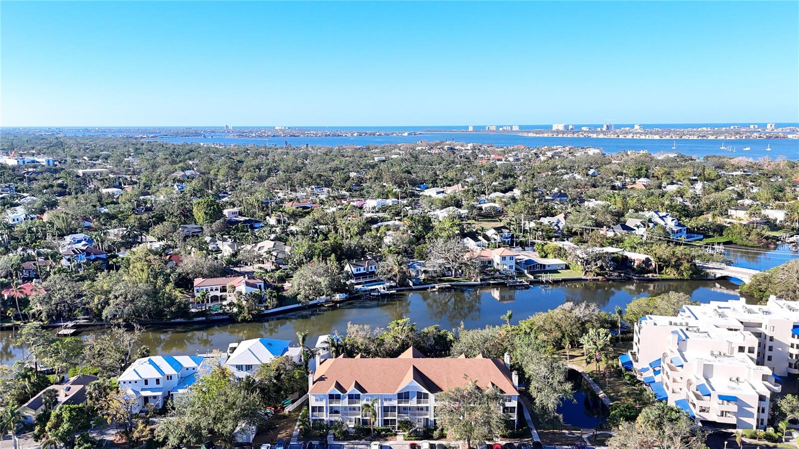 850 S TAMIAMI TRL #402