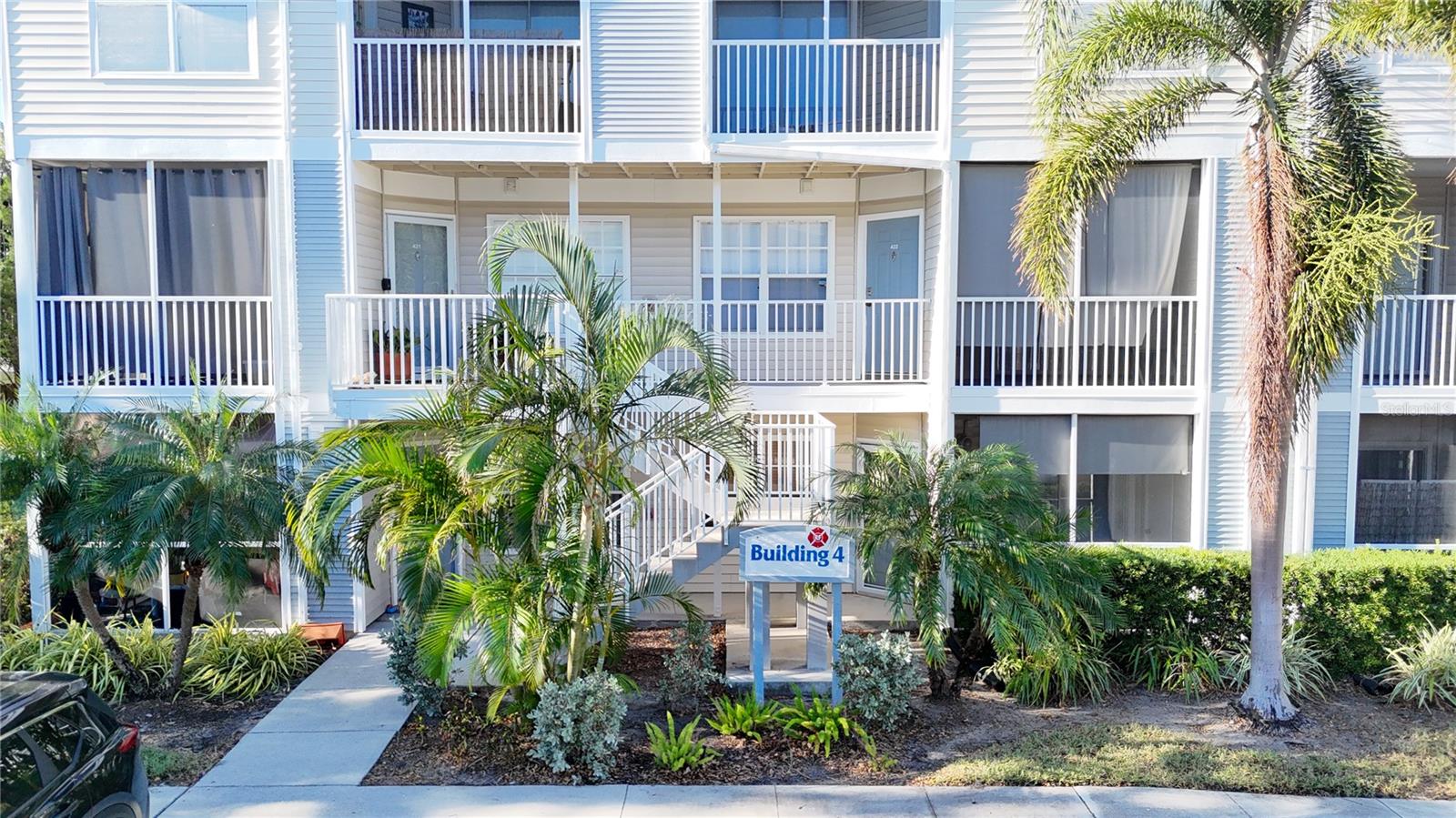 850 S TAMIAMI TRL #402