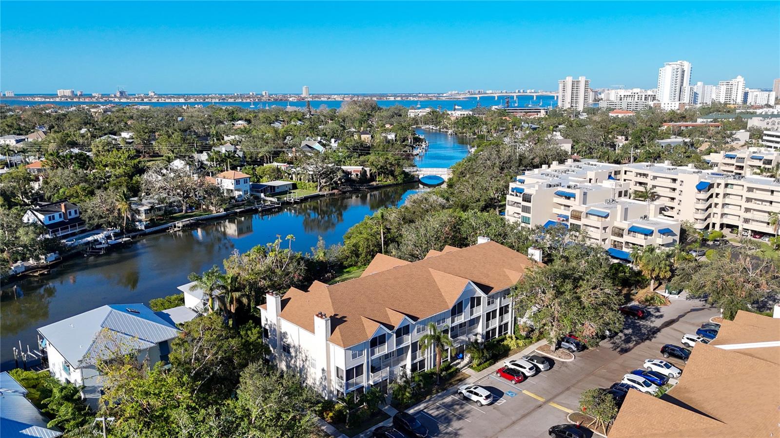 850 S TAMIAMI TRL #402