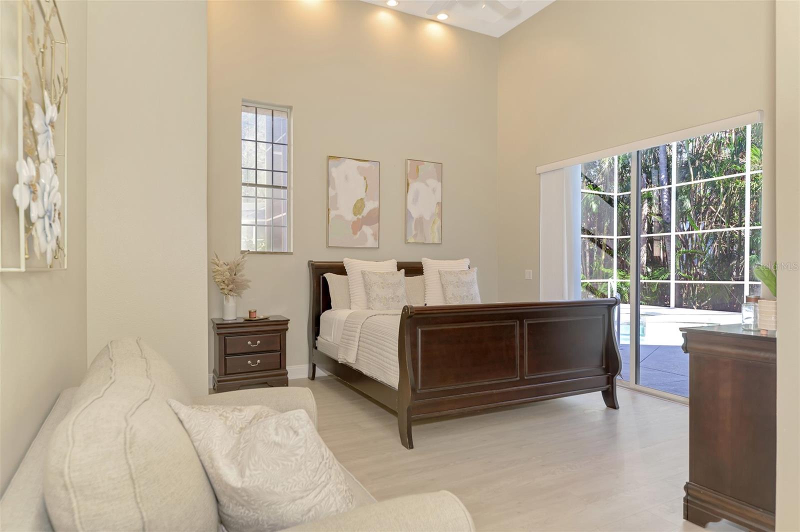 72 ARBOR OAKS DR