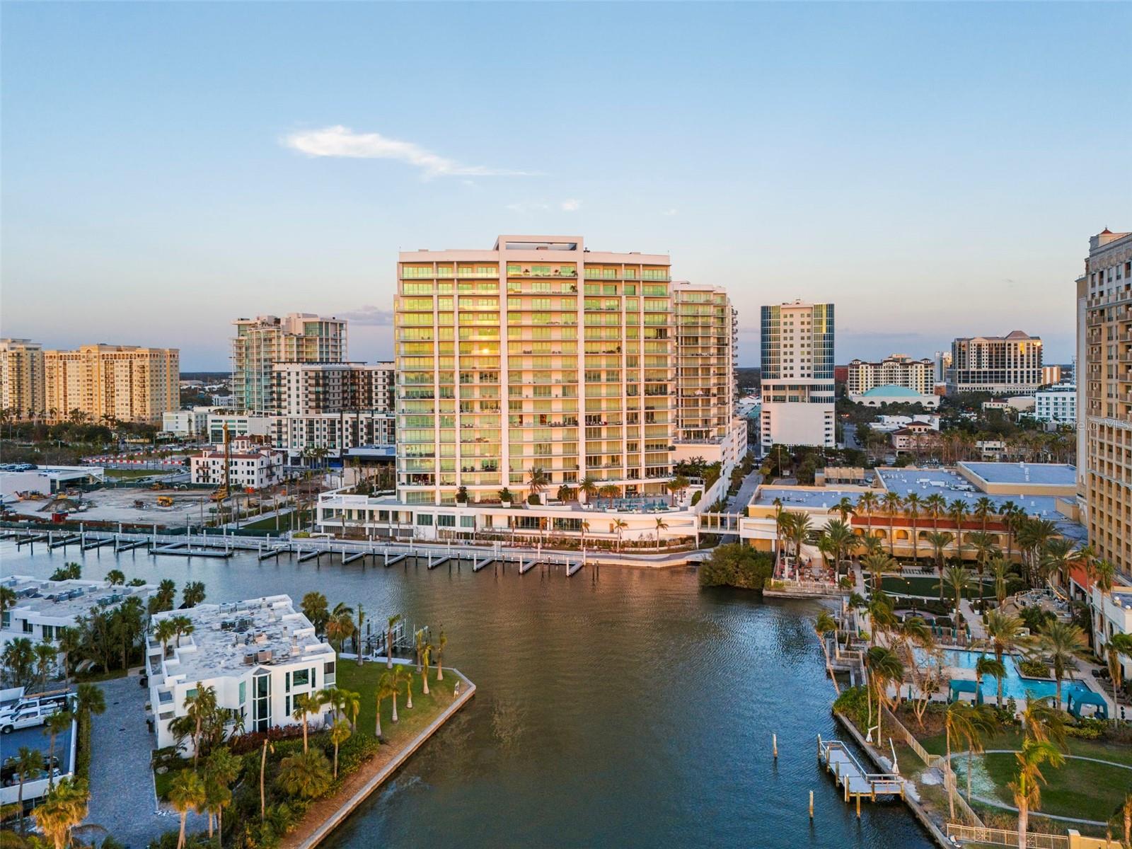 401 QUAY COMMONS #901