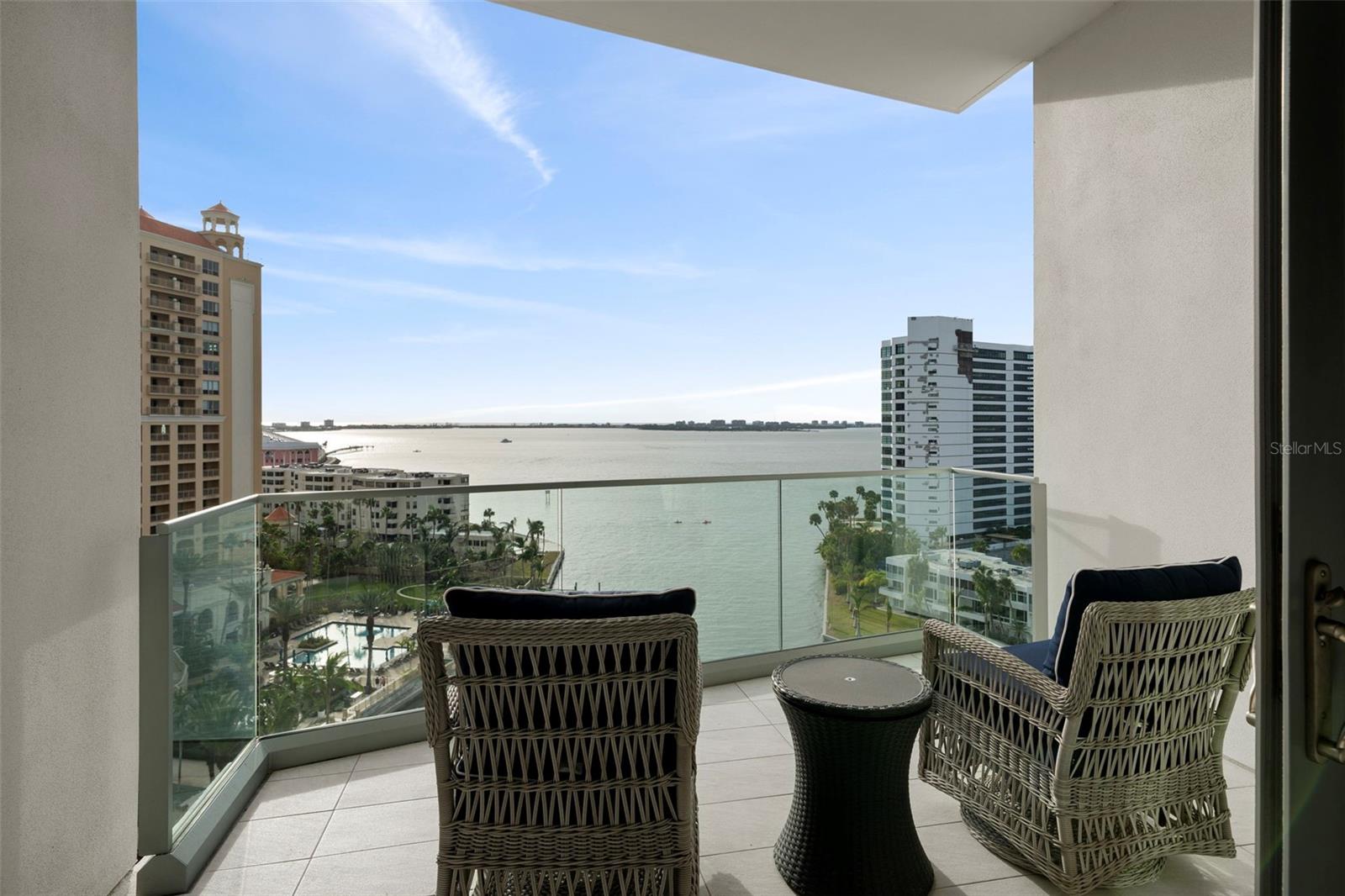 401 QUAY COMMONS #901
