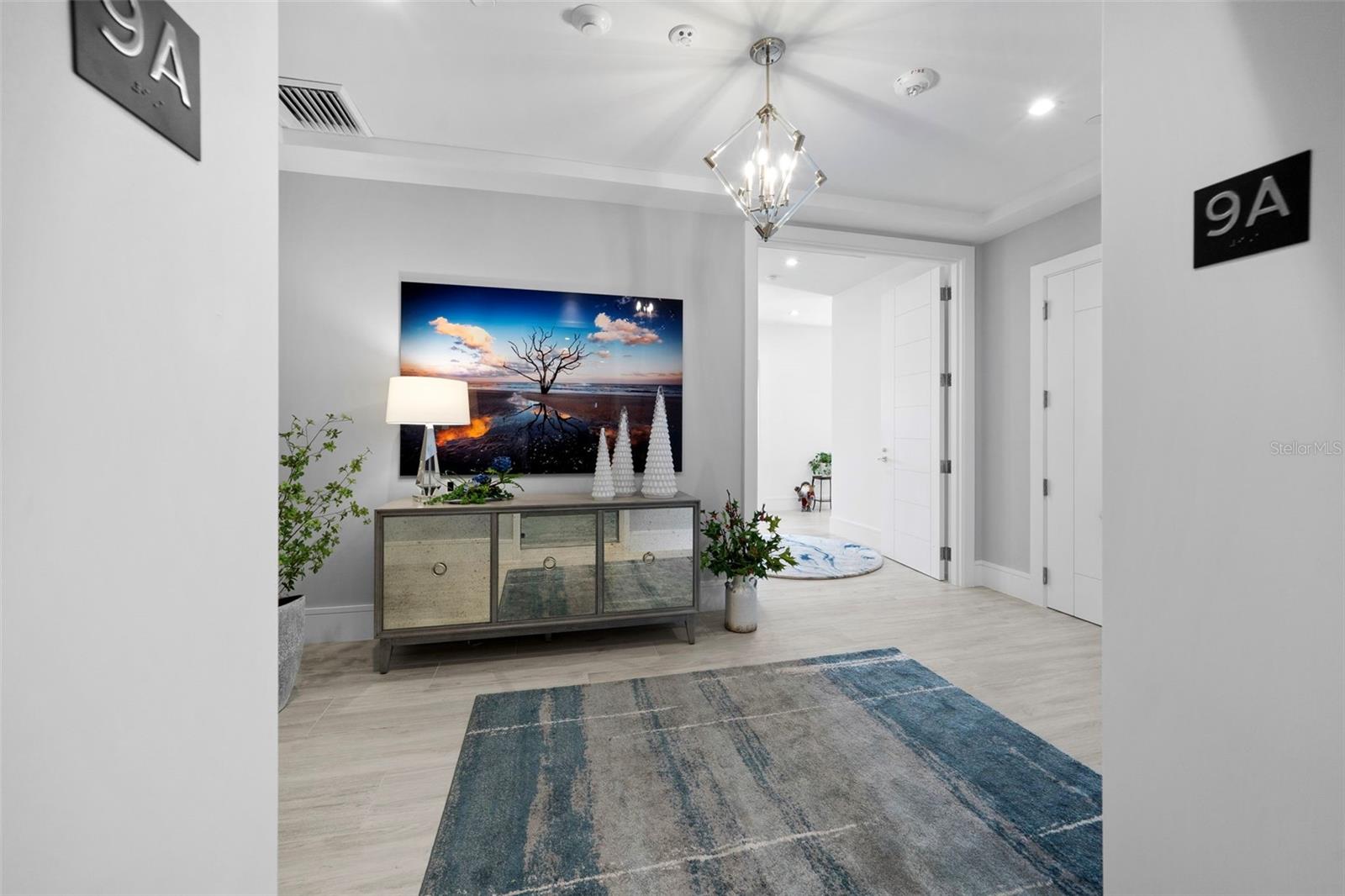 401 QUAY COMMONS #901