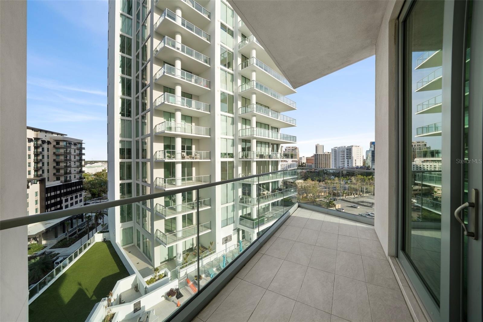 401 QUAY COMMONS #901