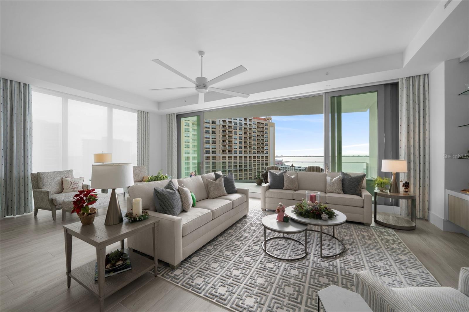 401 QUAY COMMONS #901