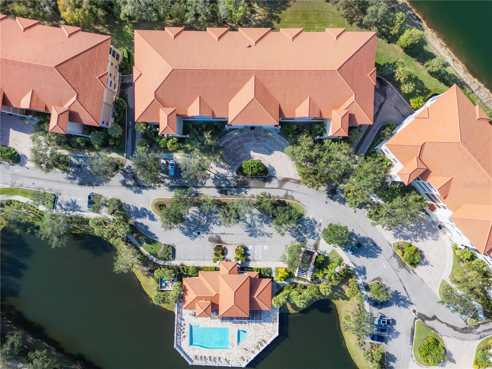 7702 LAKE VISTA CT #306